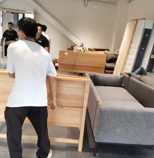 广州家庭搬家收费明细公开!楼层费、拆装费、运输费逐项透明说明